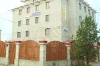 Dva Kryila Hotel のホテル
