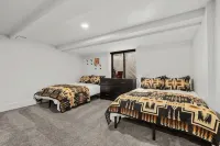 Luxury Hgtv "Boise Boys" View House. Sleeps 10. Hot Tub, Sauna, Scenic Views
