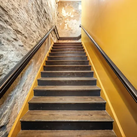 Walk to Stone Mountain Park! Historic Loft in Downtown Stone Mountain