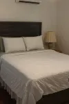 Cozy Romantic Bungalow  — 3 min walk to the beach, in front of the golf course! - Интернет