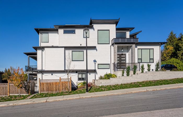 Modern Gateway Family-sized Suite in Thornhill-Maple Ridge - BC