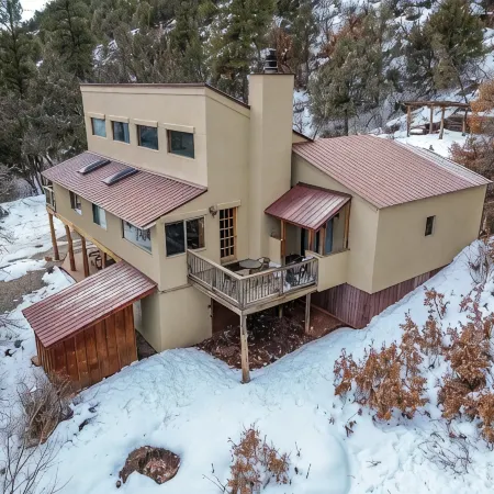 5 Bed/3 Bath near Purgatory, Hot Springs & Downtown Durango