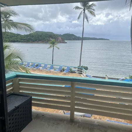 NEW LISTING- Ideal Oceanside Location and Recent Renovation / DREAM Combination!