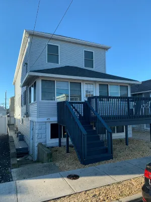 Cozy Beach Rental - 3-Star