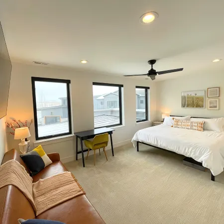 Modern Ski Home on Pineview Reservoir