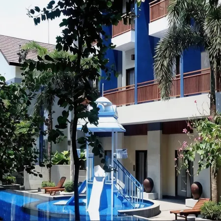 MENARA LAUT HOTEL