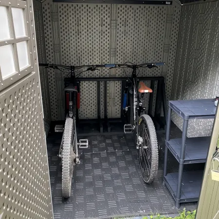 Killington Summer Retreat: Air Conditioned - Sleeps 8 - Fire Pit & Bike Shed
