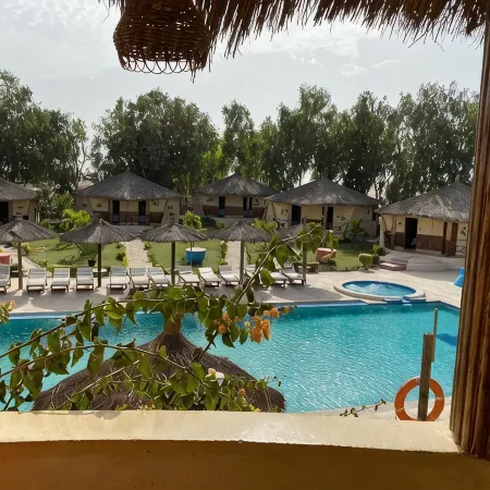 Hotel & Campement du Lac Rose