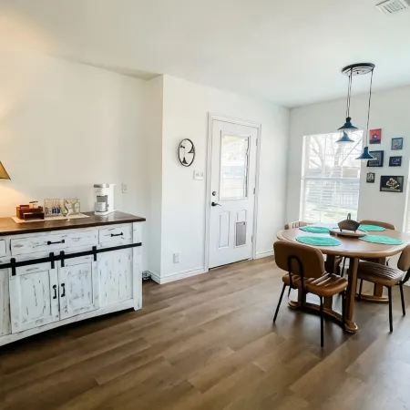 Beautiful Boho Bungalow - New Renovation