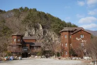Muju Deogyusan Landscape Pension - สัตว์เลี้ยง