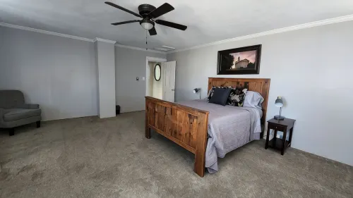 Historic Gem 1840's newly furnished brick house. - WiFi