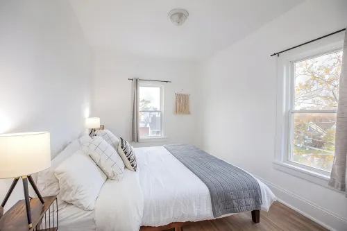 Modern Loft in Historic Birdtown - Unit 7 - アパートメント