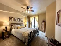Torreon 1st Green Golf Course/Creek/ Family Friendly Nearly 4000 sq ft - Boutique