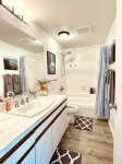 Tropical, Bright Studio: Steps to Golf Course, Beaches, & Amazing Views - 3-Star