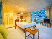 Wabi Sabi Boutique Hotel Hotels near Tsunami Monument