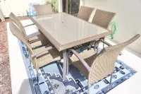 • The Coastal Haven • Walk To Beach! • REMODELED • - Pools