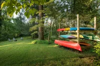 Beautiful Home with Mountain and River Views. - 3-Star