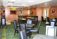 Fairfield Inn & Suites Anaheim North Buena Park - Aamiainen