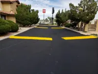 Days Inn by Wyndham Willcox - parking
