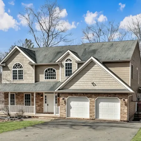 Pocono Lackawaxen Masthope Lakefront Game Room Community Pool Ski Big Bear