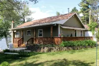 Pristine  views in peaceful bay on 5 Lake Chain.  pontoon rental available - Wi-Fi