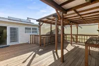 @ Marbella Lane - Modern Refreshing Home - Wifi