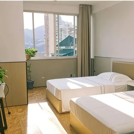 Wushan Kaiyue Business Motel