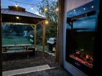 Beachfront Steampunk Airstream, Cosy Year-Round Glamping on the Kitsap Peninsula - Boutique
