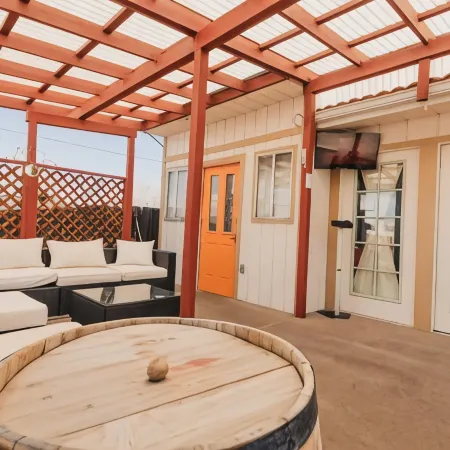 1 or 3 Bedroom Apartment with Full Kitchen Hotels in Page