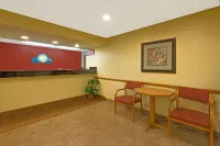 Days Inn by Wyndham Cameron - Pet Friendly