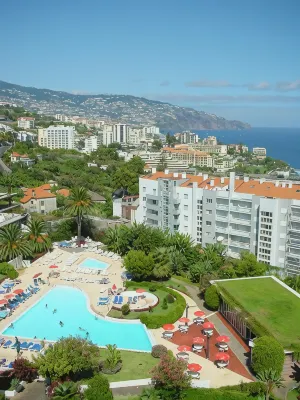 Suite Hotel Jardins Da Ajuda - Mountain view
