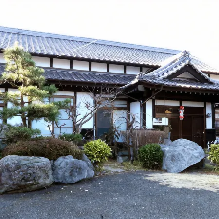 Minshuku Shiroyama