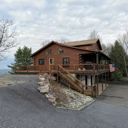Sugarloaf Summit - Breathtaking views of the valley below. Ski, Knoebels & more