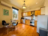 Hobart Heritage House Near City - Airport Shuttle