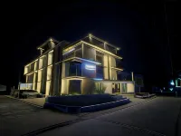 D'Elements Hotel and Dormitory - 2-Star
