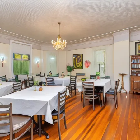 The Veranda Historic Inn