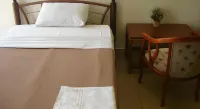 Acholi Inn - piscina