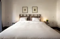Hôtel Royal Urban Concept - Airport Shuttle
