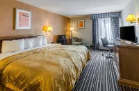 Econo Lodge Inn & Suites Norton - Wise South - Parkplatz