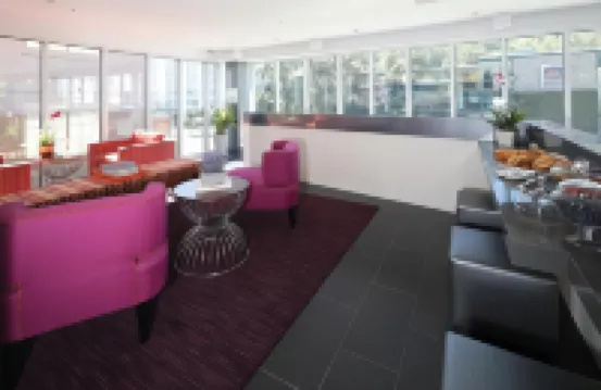 เล็กเซน โรงแรม - ฮอลลีวูด วอล์ค ออฟ เฟม/ยูนิเวอร์แซล สตูดิโอส์