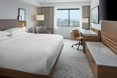 Delta Hotels Toronto Markham Hotels near CF Markville