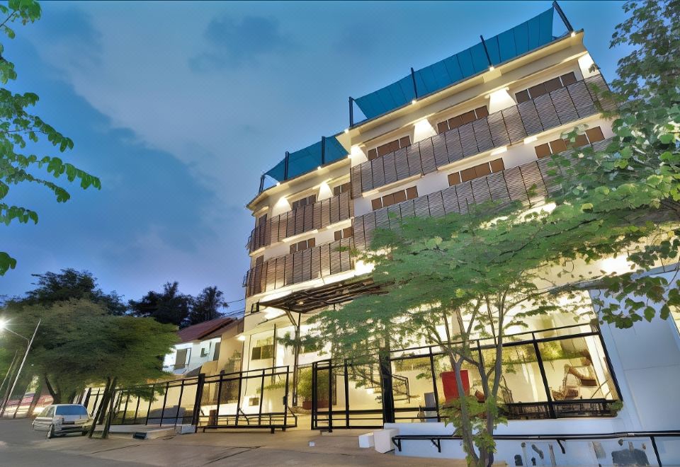 hotel overview picture