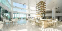 Flamingo Hotel by The Beach, Penang - Bars