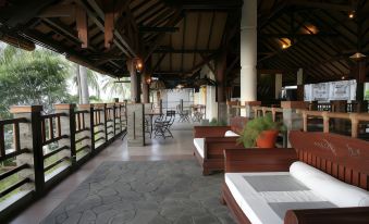 Nugraha Lovina Seaview Resort & Spa