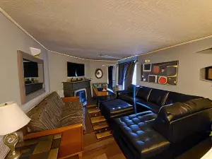 Winterplace Condos - Ski in Ski Out! E101