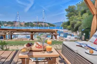 Eco Aparthotel the Dreamers's Club Hotels in Trpanj