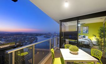 Two-Bedroom Two-Bathroom Plus Study with Ocean View at Circle on Cavill - from Level 11 - Wow Stay