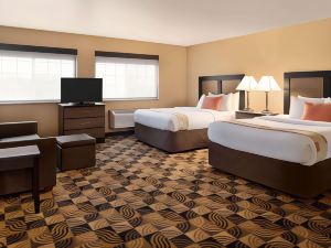 Hawthorn Suites by Wyndham Oak Creek/Milwaukee Airport