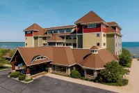 Tamarack Lodge Hotels in East Bay Township