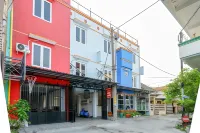 RedDoorz near Jalan Adi Sucipto Solo Hotel di Colomadu